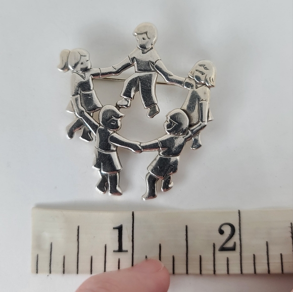 James Avery Jewelry James Avery Children Holding Hands Retired